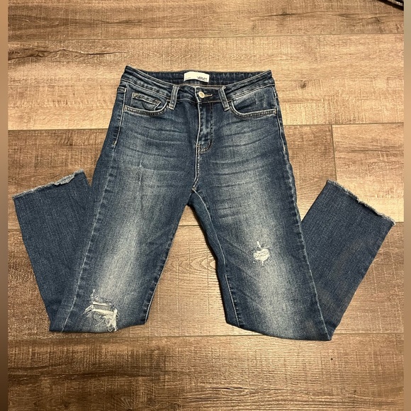 Vervet Los Angeles distressed jeans raw hem - Picture 2 of 6